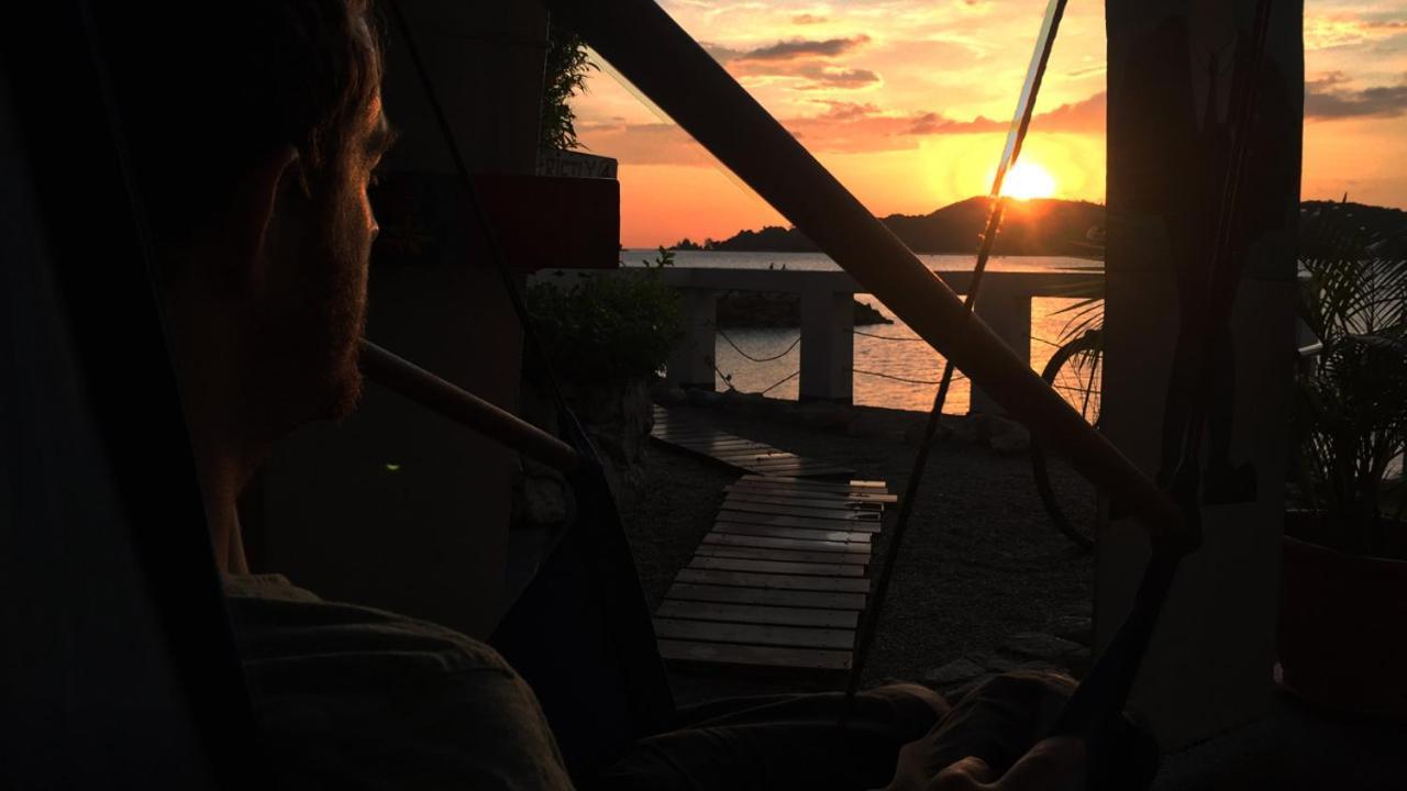 Tubotel Pantai Cenang  Bagian luar foto