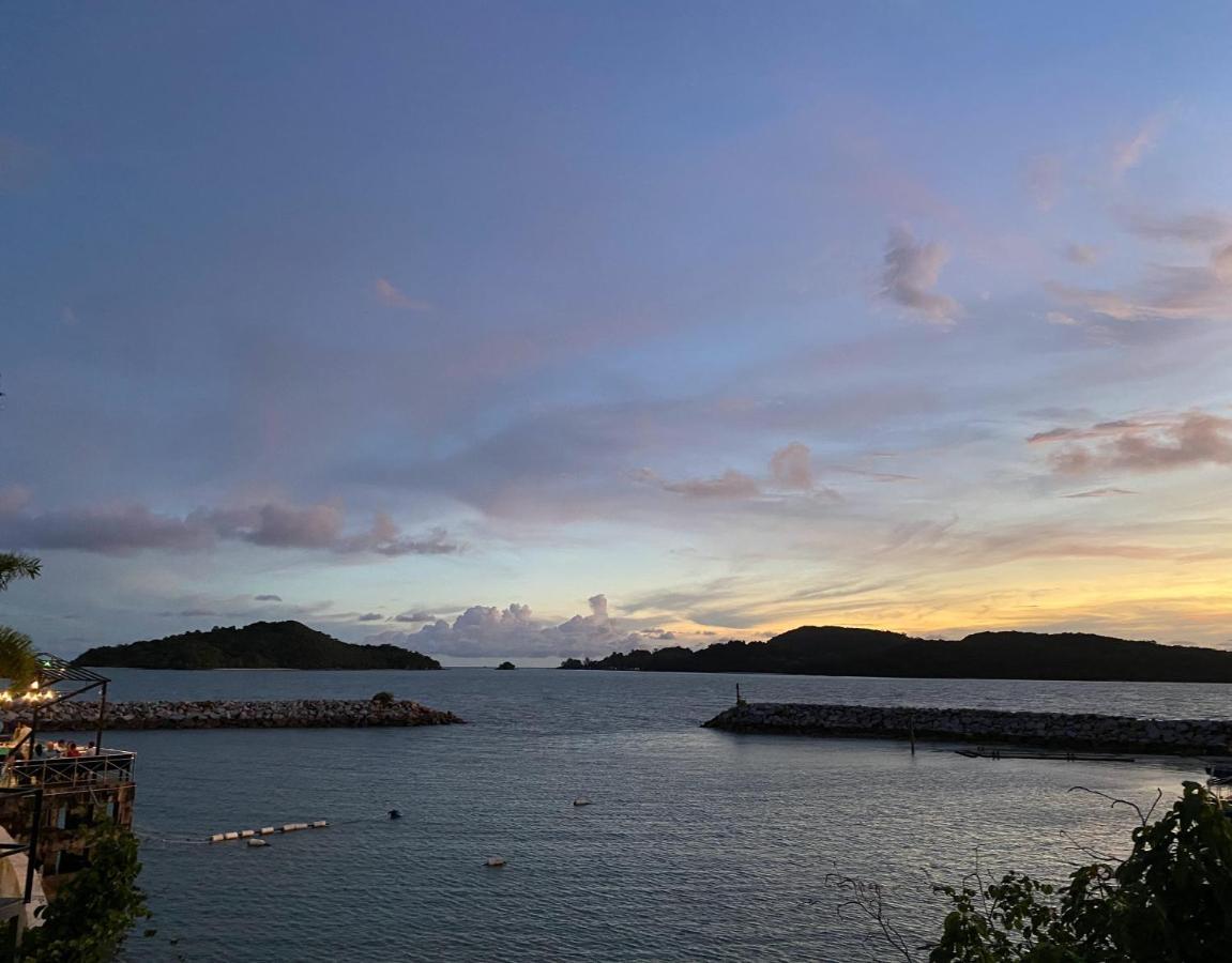 Tubotel Pantai Cenang  Bagian luar foto