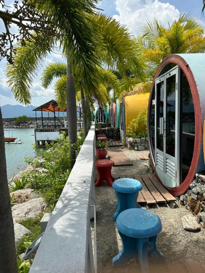 Tubotel Pantai Cenang  Bagian luar foto