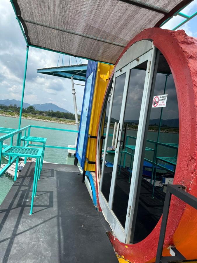 Tubotel Pantai Cenang  Bagian luar foto