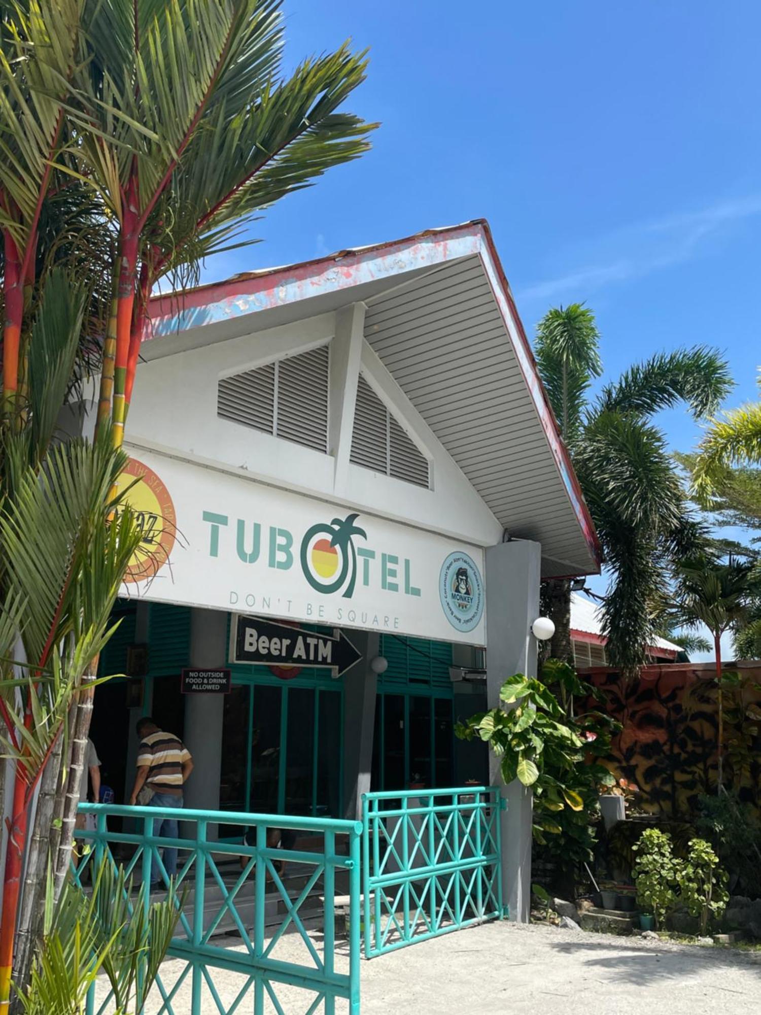 Tubotel Pantai Cenang  Bagian luar foto