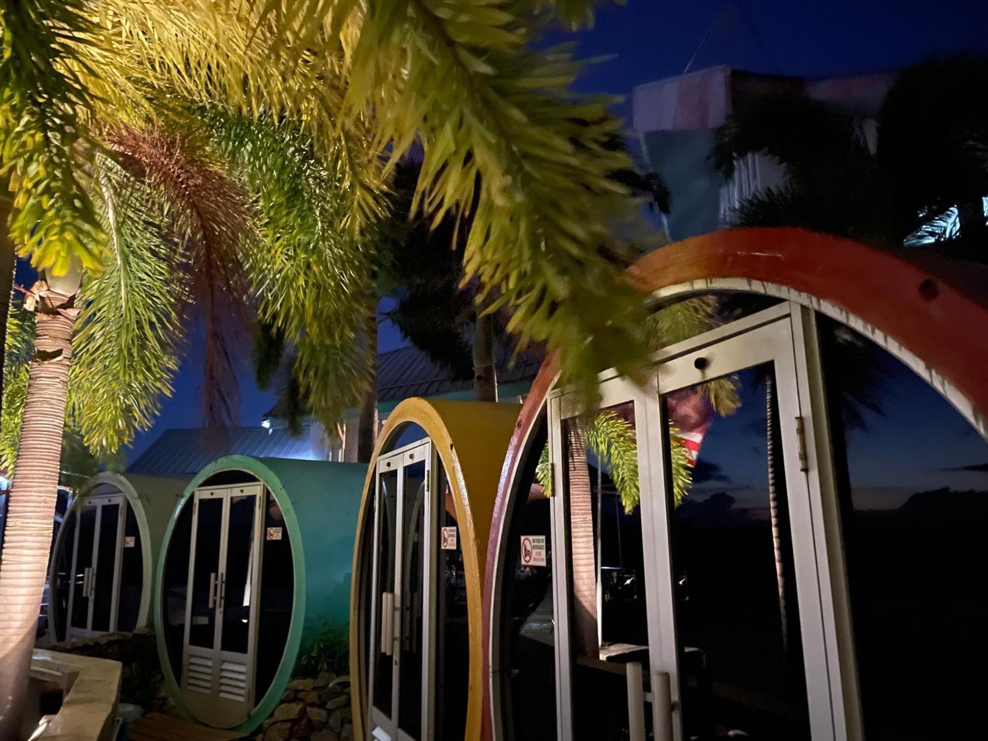 Tubotel Pantai Cenang  Bagian luar foto