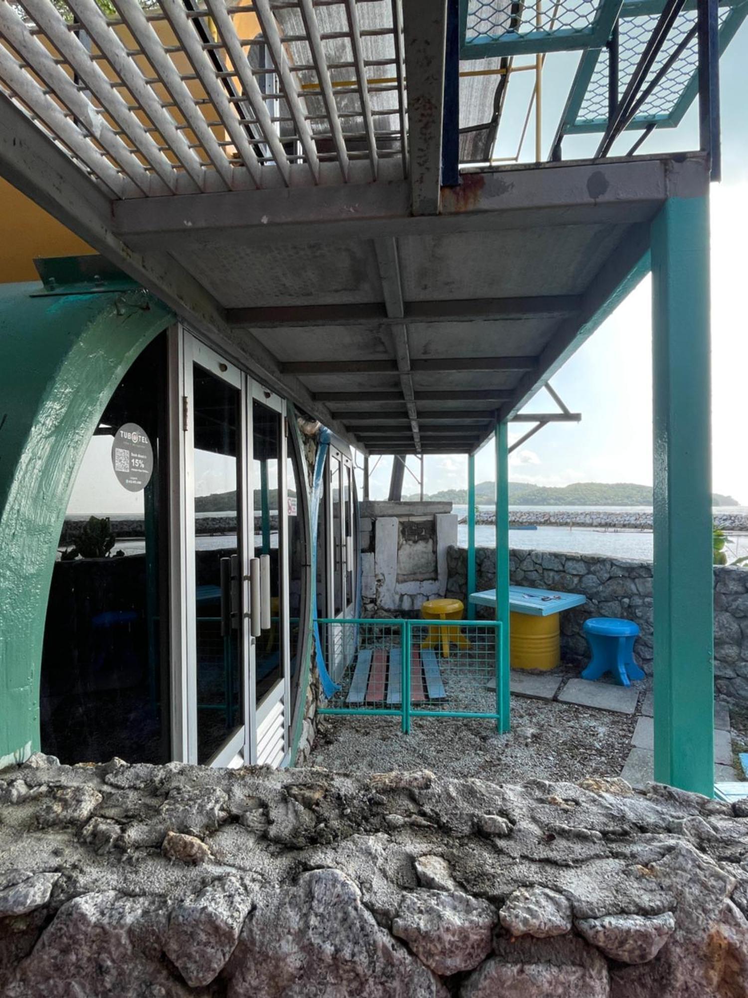 Tubotel Pantai Cenang  Bagian luar foto